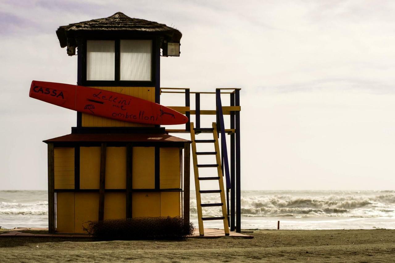 Open Space On The Sea Of Rome !:) Lido di Ostia Exterior foto